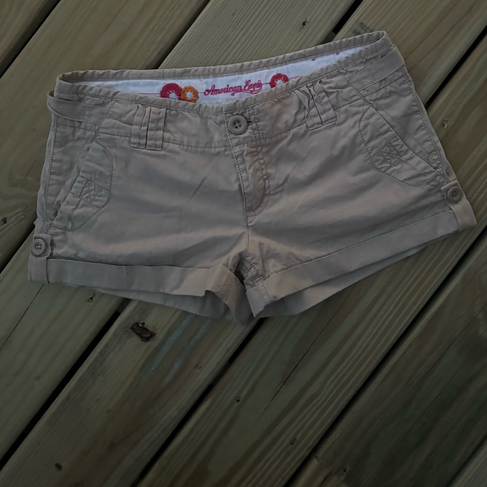 American Eagle Outfitters Tan Cargo Shorts Casual Style